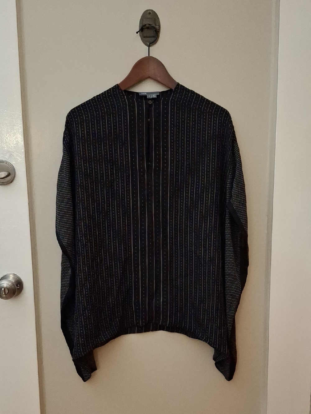 Vince Silk Black Striped Dolman Sleeve_1